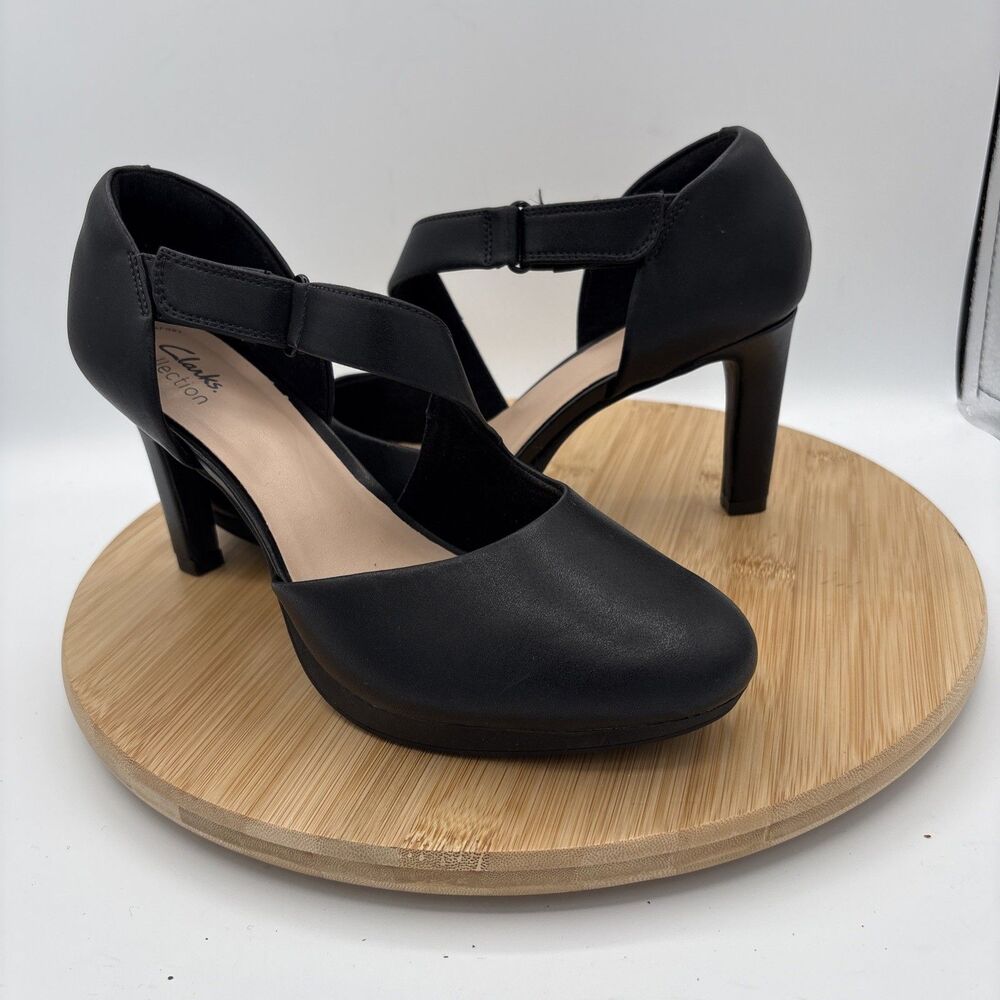 Clarks Ambyr Glow Mary Jane Pumps Womens Size 9.5M Black Leather Heel Classic